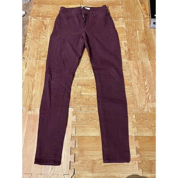 Refuge Denim Distressed Skinny Jeans ~ Sz 2 ~ Burgundy ~ Mid Rise ~ 27" Inseam - Picture 3 of 11